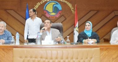 محافظ البحيرة يوجه بسرعة تقنين الأراضى المملوكة للدولة وتفعيل تسهيلات السداد