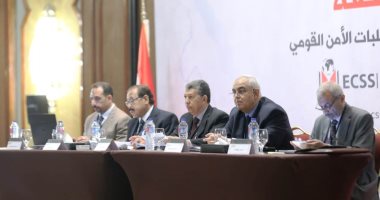 صور.. أمانى الطويل: مصر حاولت تكرارًا احتواء الموقف الأثيوبى فى قضية سد النهضة