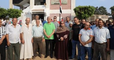 محافـظ المنوفية يشهد طابور الصباح بمدرسة شبراباص الإعدادية بشبين الكوم