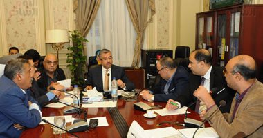 البرلمان يسعى لحل أزمة مخالفات البناء.. مقترح بعقد اجتماع مع الخبراء لتحديد قيم التصالح فى المخالفات ..لجنة الإسكان: راعينا الأوضاع الاجتماعية.. ونواب: الاجتماع يهدف إلى بحث الشكاوى والتخفيف عن المواطنين