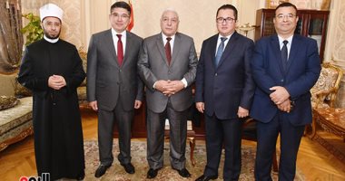 سفير كازاخستان بمصر يعلن زيارة وفد برلمانى رفيع المستوى لمصر العام المقبل