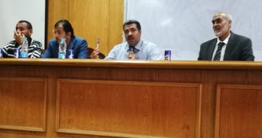 صور.. "حقوق وواجبات الطالب الجامعى" ندوة فى جامعة الفيوم