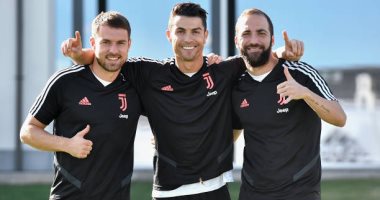 رونالدو يعود لتدريبات يوفنتوس بعد وصوله لـ700 هدف فى مسيرته.. صور