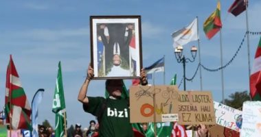 الناشطة البيئية جريتا تونبرج تتعهد بمواصلة حملتها وزيارة اليابان قريبا