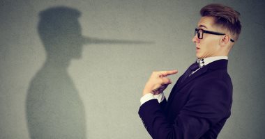  5 أبراج مشهورة بالكذب منها الجوزاء.. بيحافظوا على شكلهم قدام الناس