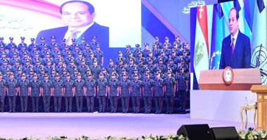 الرئيس السيسى يشهد حفل تخرج الدفعة الأولى بكلية الطب بالقوات المسلحة