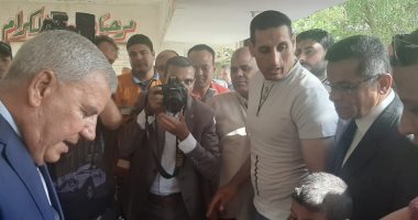 صور.. محافظ مطروح يسلم كروت تكافل وكرامة لـ 506 مستفيدين بواحة سيوة
