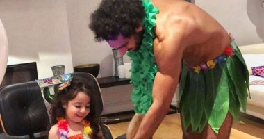 قصة صور .. مكة بطلة الدلع فى حياة محمد صلاح
