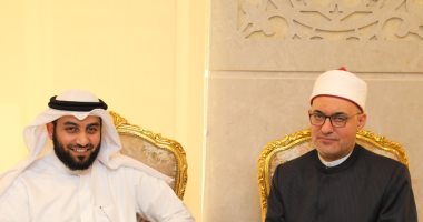 أمين مجمع البحوث الإسلامية يلتقى مسئول طباعة المصحف بالكويت