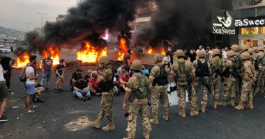 السفارة الأمريكية ببيروت تدعو رعاياها فى لبنان لتجنب مناطق التظاهرات
