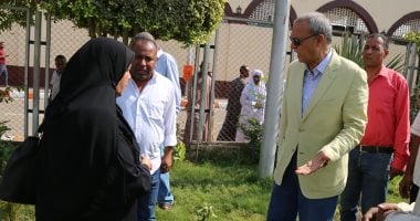 صور.. محافظ قنا يتفقد أعمال التطوير بمحيط مسجد عبد الرحيم القنائى