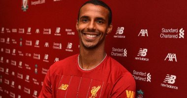 رسميا.. ليفربول يمدد عقد مدافعه جويل ماتيب حتى 2024 