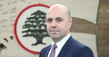 نائب رئيس حكومة لبنان: الاستقالة احتمال وارد