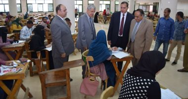 300 طالب بامتحانات الدور الثانى للدبلوم التربوية بجامعة سوهاج