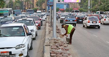 شكاوى من بطء العمل وتكسير أرصفة شارع البطل أحمد عبد العزيز بالدقى "صور"