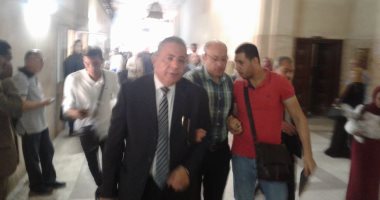 راجح قاتل.. ننشر أول صور لوالد "شهيد الشهامة" بعد تأجيل جلسة محاكمة المتهمين