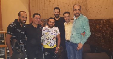 صور.. كواليس تعاون طارق الشيخ مع أشرف البرنس فى أغنيتين جديدتين