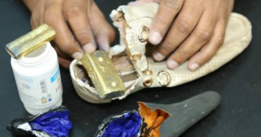  الجمارك السودانية تضبط عملية تهريب ذهب داخل علبة دواء وحذاء امرأة