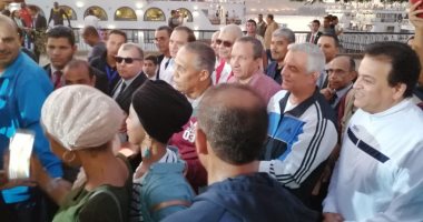 صور.. كرنفال فنى بكورنيش النيل ضمن فعاليات أسبوع الجامعات الإفريقية بأسوان