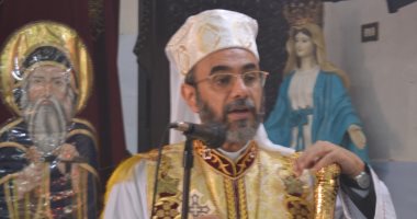 مطران الإسماعيلية: تعقلوا فى شراء السلع والتناول باليد تجنبا للعدوى