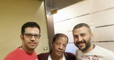 عبد الباسط حمودة يسجل أغنية جديدة بعنوان "يومك بيضحك"..صور