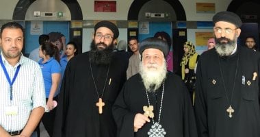 أسقف ملوى يزور مستشفى سرطان الأطفال ويصلى قداسا للمرضى