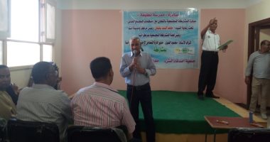 صور.. رئيس مدينة إسنا يشهد حفل بمدرسة أصفون الإبتدائية وتجميل مدرسة جزيرة راجح 