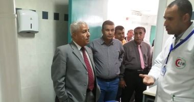 للمرة الثانية خلال 24 ساعة.. محافظ أسوان يتفقد مستشفى أبو سمبل الدولى (صور)