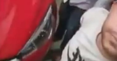فيديو.. مواطن يناشد "حماية المستهلك" التدخل لإصلاح عيوب صناعة بسيارته