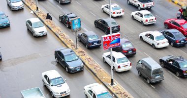 زحام بمحاور القاهرة والجيزة إثر تراكمات مياه الأمطار وانتشار سيارات الشفط