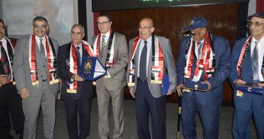 رئيس جامعة بنها يكرم أبطال أكتوبر.. ويؤكد: النجاح يبدأ من التدريب والتخطيط الجيد