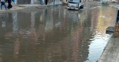 انتشار المياه بمدخل العزبة البيضاء بالخصوص يؤرق السكان
