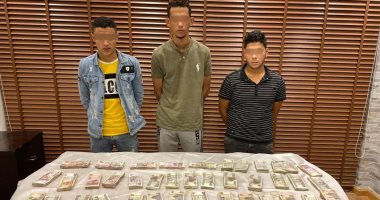 القبض على 3 عاطلين سرقوا حقيبة بداخلها 478 ألف جنيه بمدينة نصر