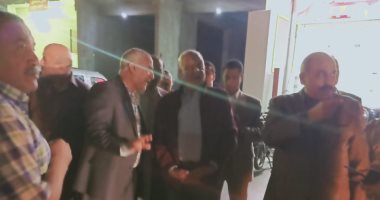 اخر الأخبار.. محافظ الجيزة يقود عمليات شفط مياه الأمطار بالشوارع ليلاً (صور)