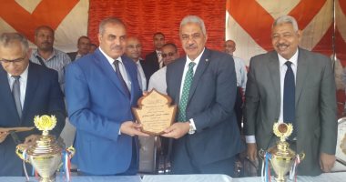 التليفزيون هذا المساء.. رئيس المحكمة الدستورية:مصر أول دولة عربية تطبق الرقابة على دستورية القوانين.. وخالد أبوبكر يهاجم "BBC" ويستعرض تاريخها غير المهنى.. ونشأت الديهى يطالب بإغلاق مكاتبها بمصر والدول العربية