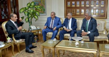 صور.. محافظ أسيوط يبحث مع رئيس جامعة الأزهر سبل التعاون والدعم للمشروعات التنموية