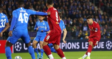 أفضل 10 أهداف هذا الأسبوع من ملاعب العالم.. فيديو