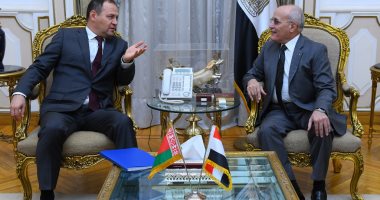 العصار يلتقى وزير الصناعات العسكرية البيلاروسية لبحث التعاون المشترك