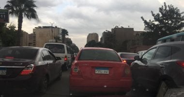  النشرة المرورية.. كثافات مرتفعة بمحاور القاهرة والجيزة