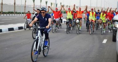 قيادات وزارة الرياضة ونائب المحافظ فى مقدمة ماراثون للدراجات بالإسماعيلية