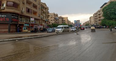 شاهد.. أمطار غزيرة على طريق الواحات - الفيوم