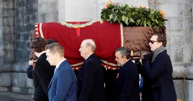 نقل رفات الدكتاتور الإسبانى فرانكو من مقبرة حكومية الى مقابر العائلة