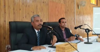 رئيس مركز الداخلة يوجه برفع درجة الاستعداد تحسبا لحدوث سيول وسقوط أمطار
