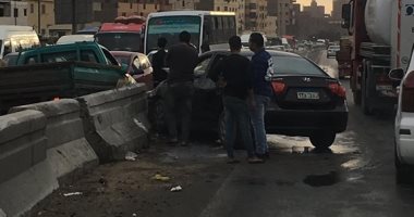 صور.. قارئ يشارك بصور حادث تصادم أعلى الدائرى بشتيل