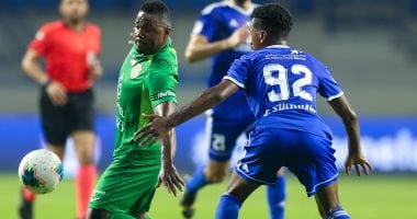شباب الأهلى يسقط أمام النصر فى الدوري الإماراتى.. فيديو 