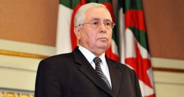 الرئيس الجزائرى يلتقى رئيس مجلس السيادة السودانى 