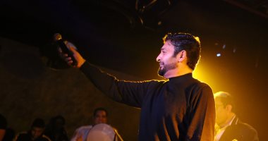شاهد حميد الشاعرى يُشعل الأجواء بحفله فى الشيخ زايد