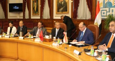 اليوم.. محافظ القاهرة يدشن انطلاق مبادرة دعم صحة المرأة 