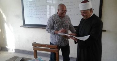 وكيل أزهر الإسكندرية يتفقد المعاهد بعد استئناف الدراسة