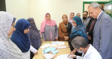محافظ قنا يشهد انطلاق مبادرة الكشف المبكر عن حالات ضعف وفقدان السمع للأطفال